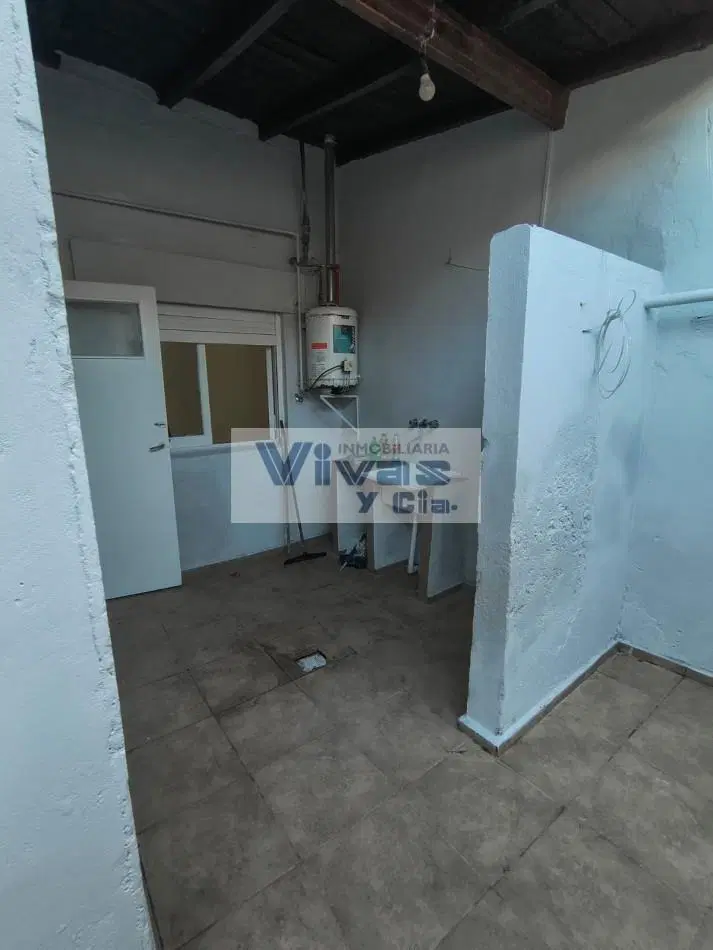 P.H. FRENTE 2 AMBIENTES CON PATIO 3