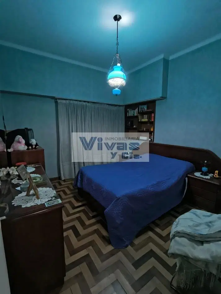 CHALET 3 AMBIENTES CON GARAGE PARQUE Y QUINCHO 3