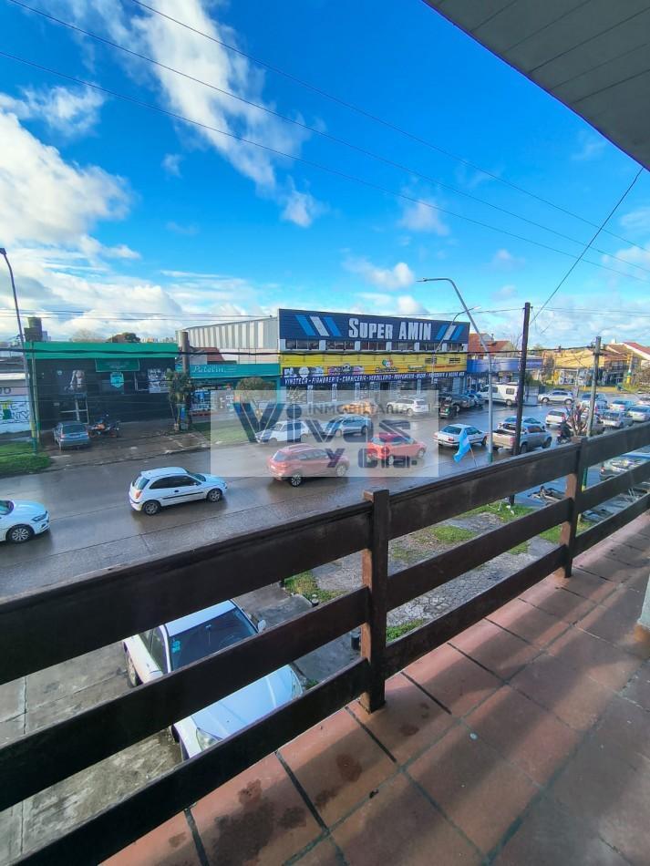 Foto de DEPARTAMENTO 2 AMBIENTES CON BALCON A LA CALLE, imagen 2