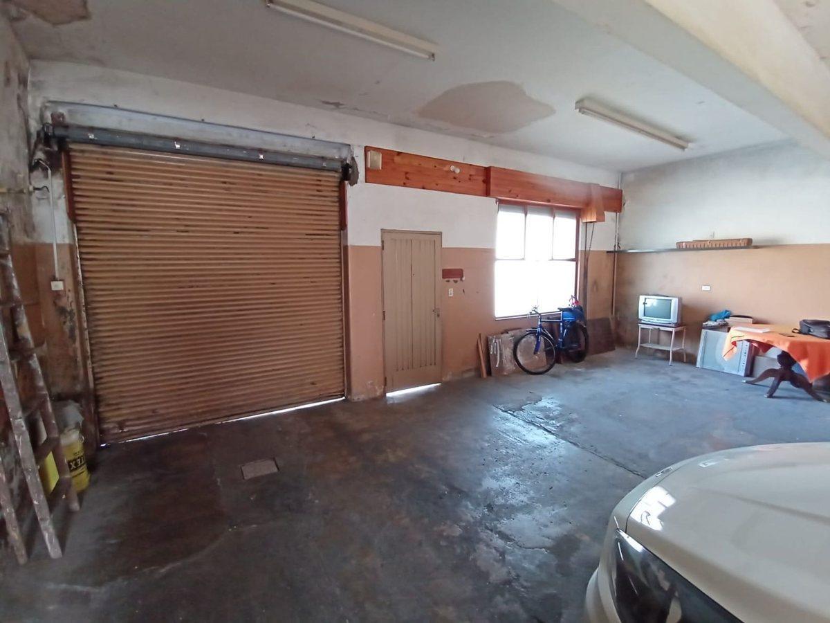 Venta Casa, 6 Amb. Parque y Quincho - Florida Oeste 2