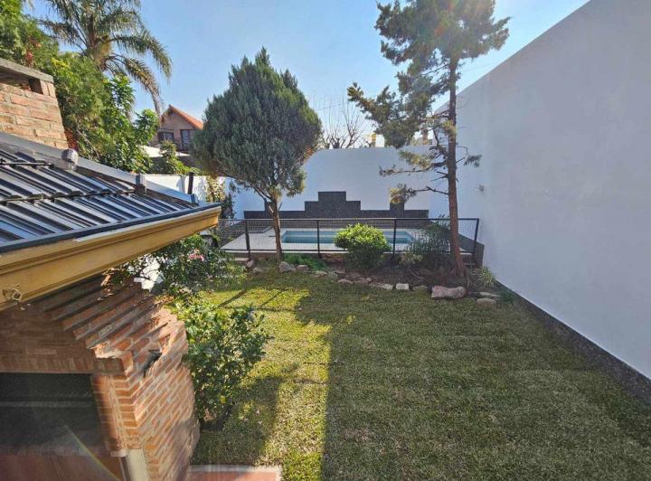 Espect Casa-pilet-jardi-parr-playrrom-Quinta Galli 5