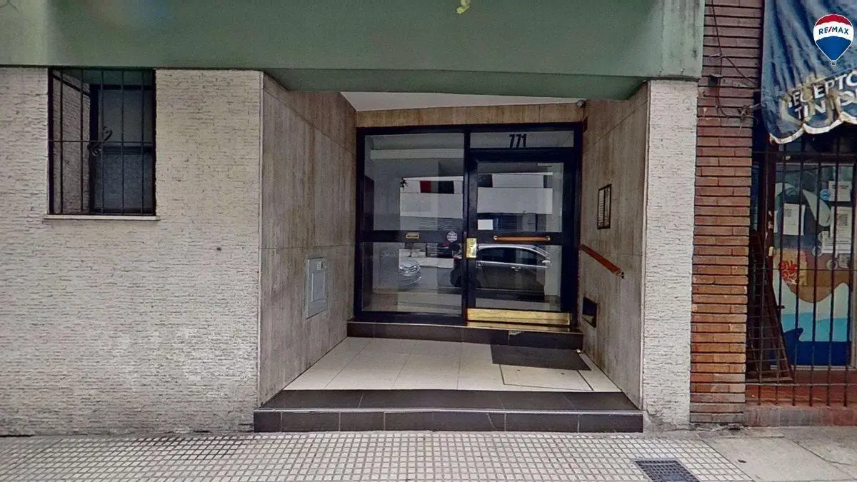 Venta 2 ambientes Almagro 2