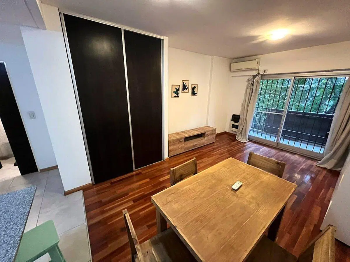 Monoambiente en excelente ubicación Villa Urquiza 4