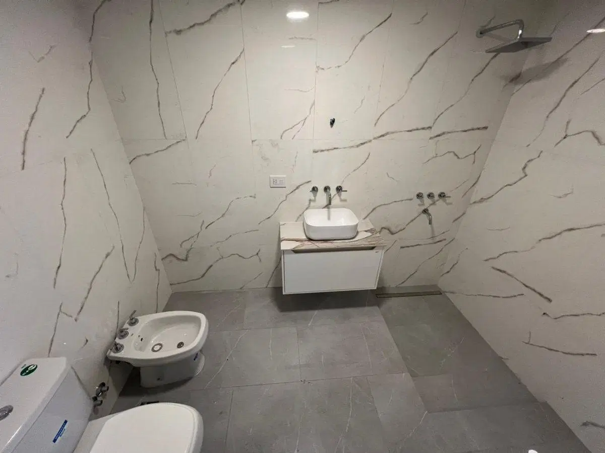 ESPECTACULAR PISO CUATRO AMBIENTES EN SAN ANDRÉS 5