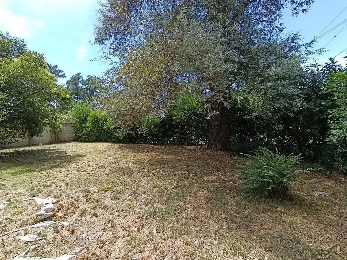 LOTE 400 M² EN VENTA-TORTUGUITAS- CON CONSTRUCCION 2