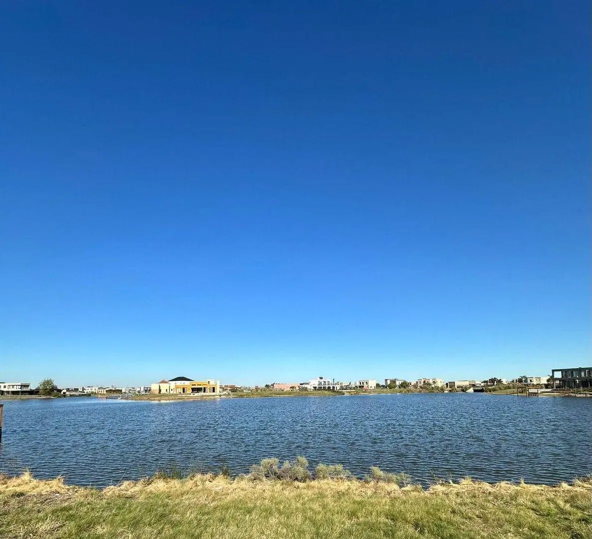 LOTE A LA LAGUNA BARRIO SAN SEBASTIAN AREA 8 950M2 3