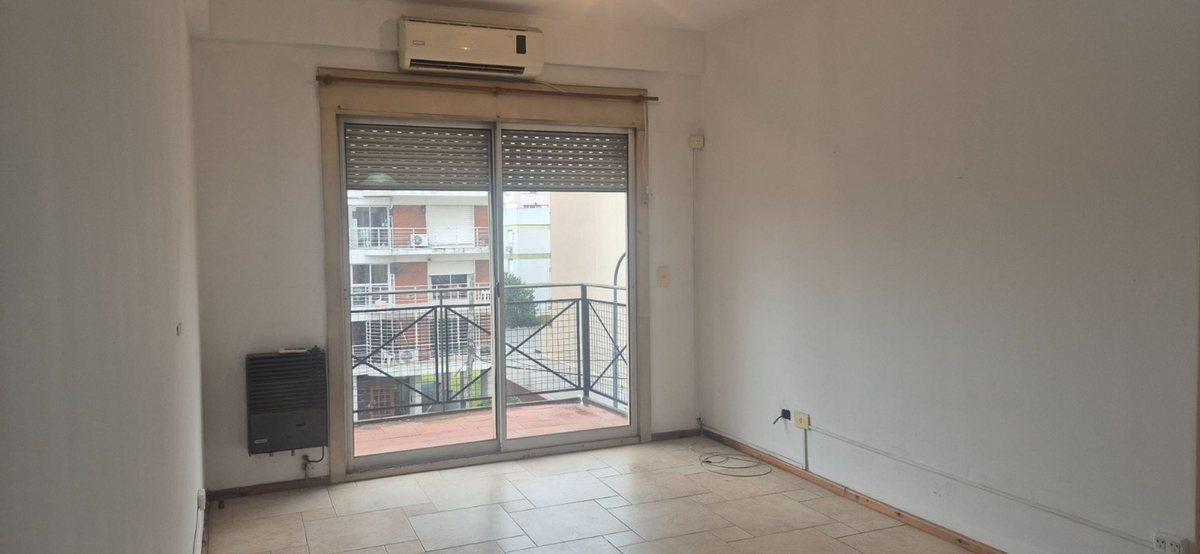 2 AMBIENTES CON BALCON-SAAVEDRA