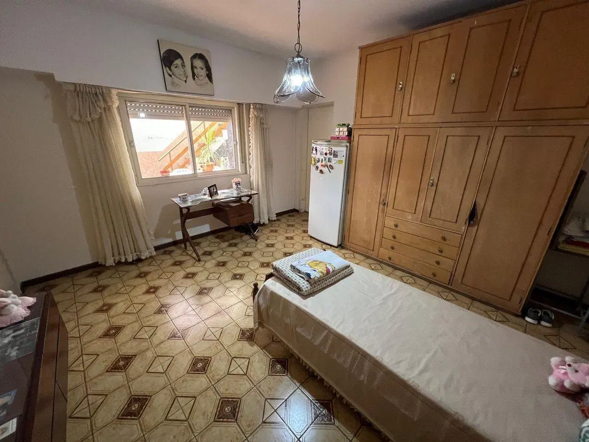 Casa sobre lote propio en Villa Lugano 4