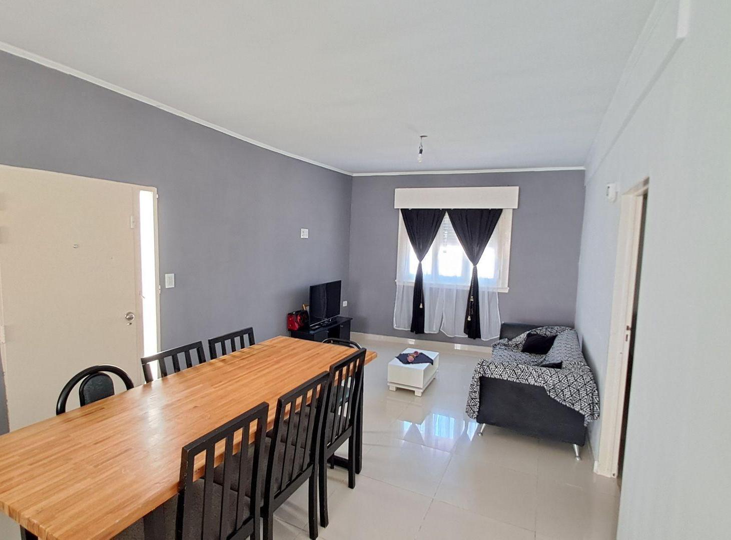 CASA RECICLADA - JARDIN, PILETA - APTO CREDITO