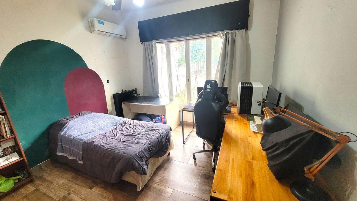 Foto de Casa de 3 amb en venta - Chilavert, imagen 1