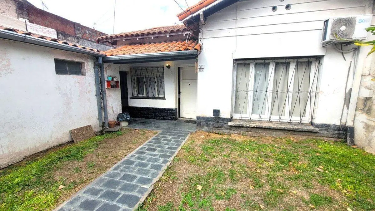 Casa de 3 amb en venta - Chilavert 3