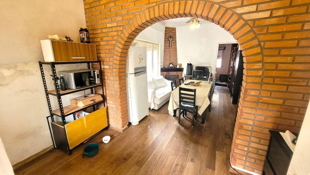 Foto de Casa de 3 amb en venta - Chilavert, imagen 2