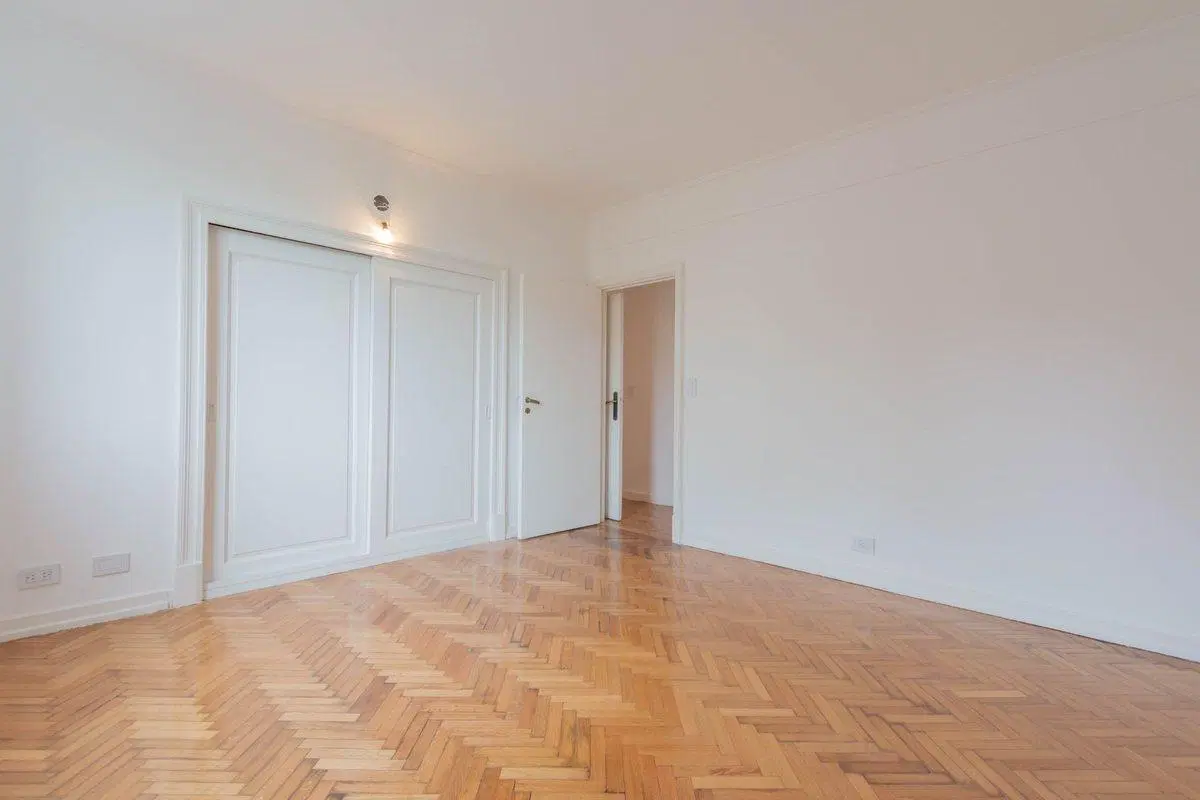 VENTA DEPARTAMENTO 4 AMBIENTES COCHERA RECOLETA 3