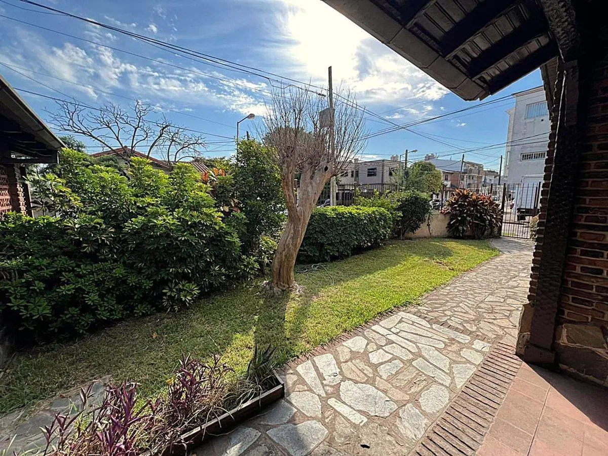 PH tipo casa de cuatro ambientes en San Andrés 2