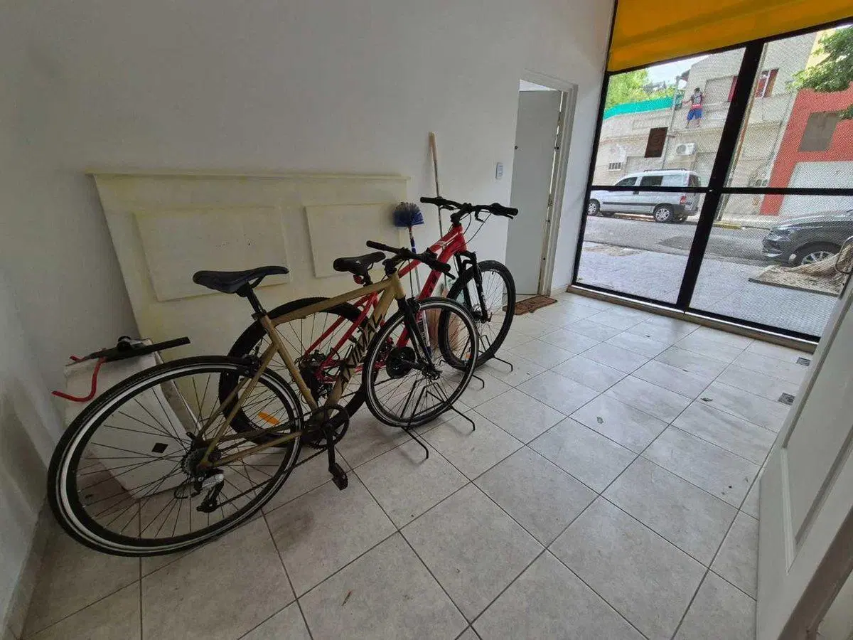PH EN VENTA CON GARAGE 2AMB. VILLA PUYERREDON. 3