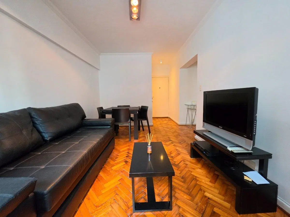 Venta - Excte 2 ambientes c/ Baulera - Retiro 2