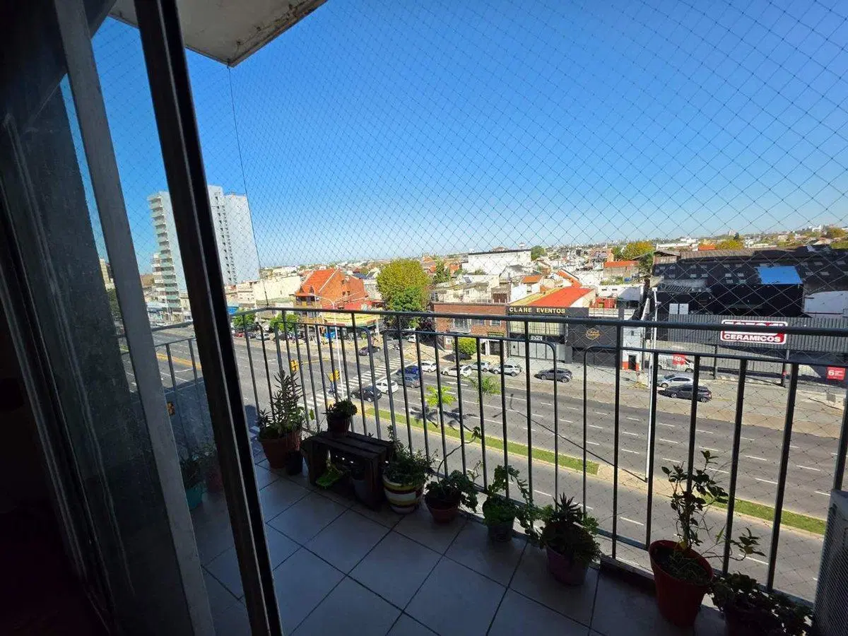 DPTO. 3 AMB C/DEP SERV, BALCON FTE-CRUCESITA 2