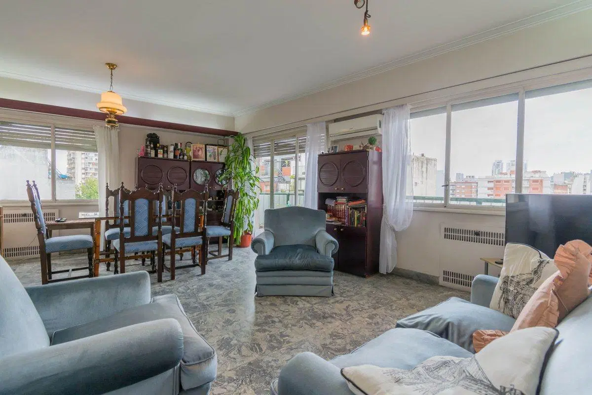 VENTA CABALLITO 4 AMBS. FRENTE BALCON COCHERA 2