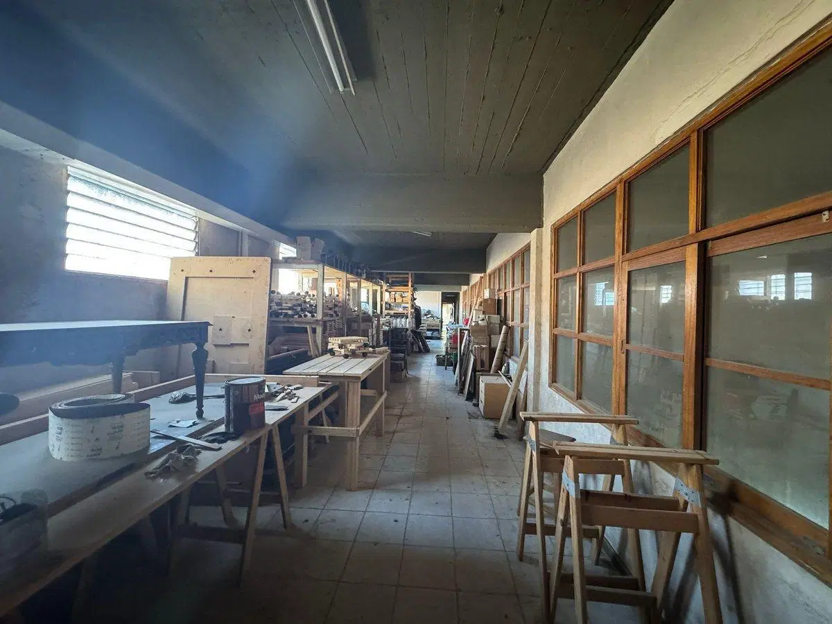 VENTA GALPON CASEROS 3