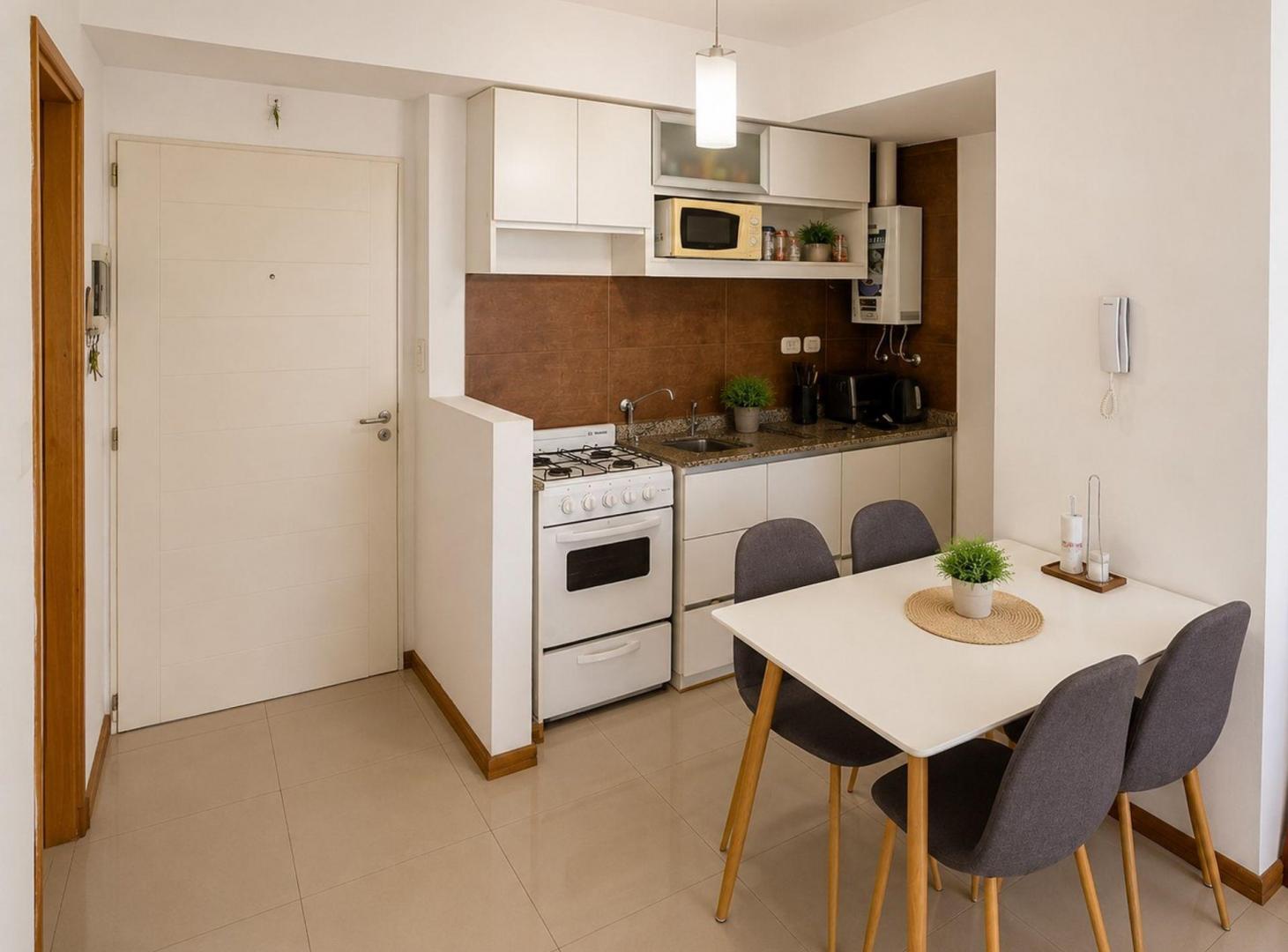 Foto de VENTA DEPARTAMENTO 2 AMB CABALLITO ESP GUARDACOCHE, imagen 1