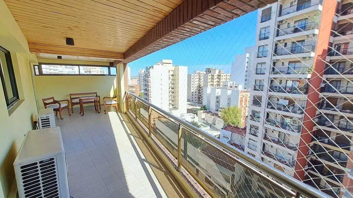 DEPTO DE 4 AMB CON DOS COCHERAS - AVELL CENTRO 5