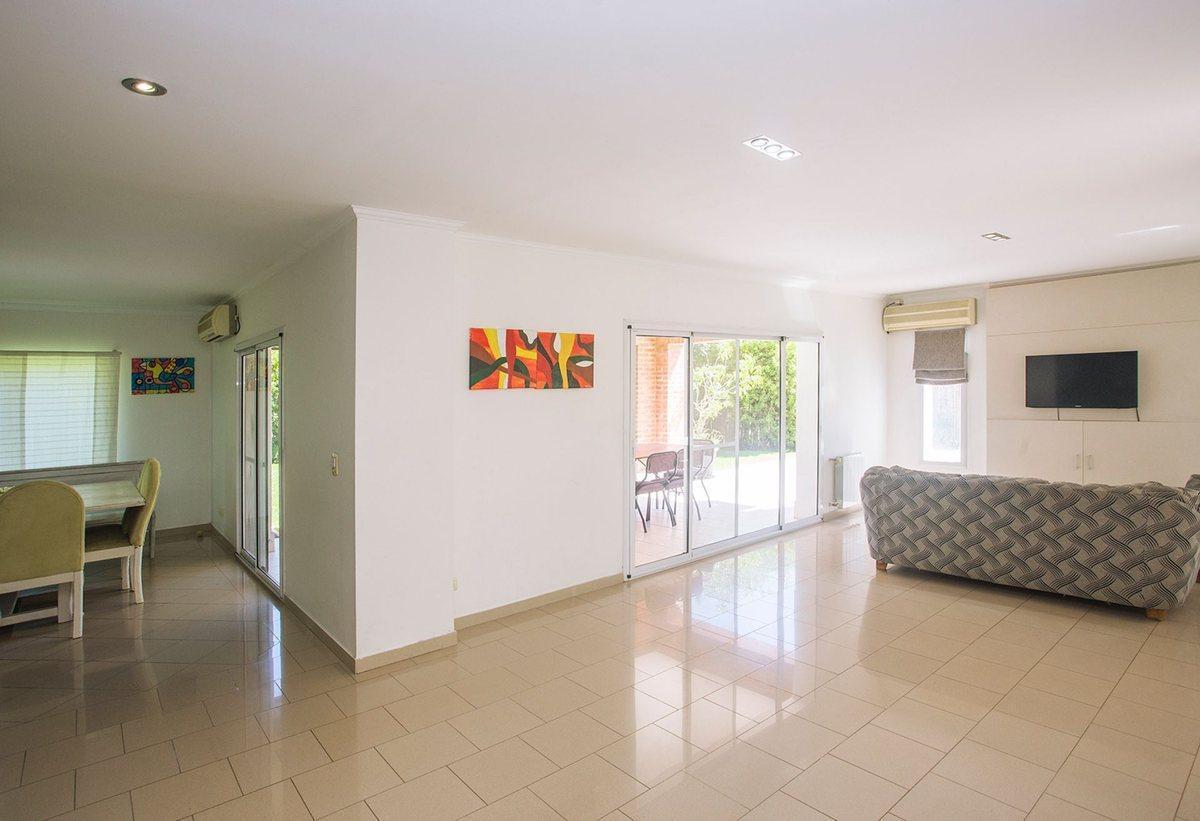 Foto de Venta Casa Barrio Valle Claro Benavidez, imagen 1