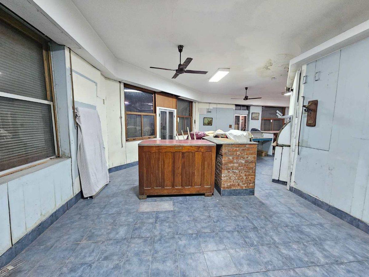 Foto de Local comercial con vivienda - Pompeya- venta, imagen 3