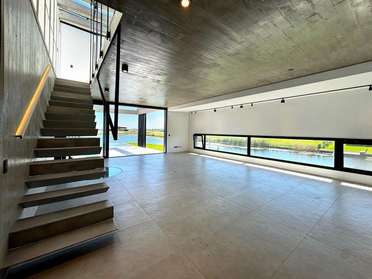 Foto de VENTA CASA BARRIO AMARRAS PUERTOS DEL LAGO ESCOBAR, imagen 2