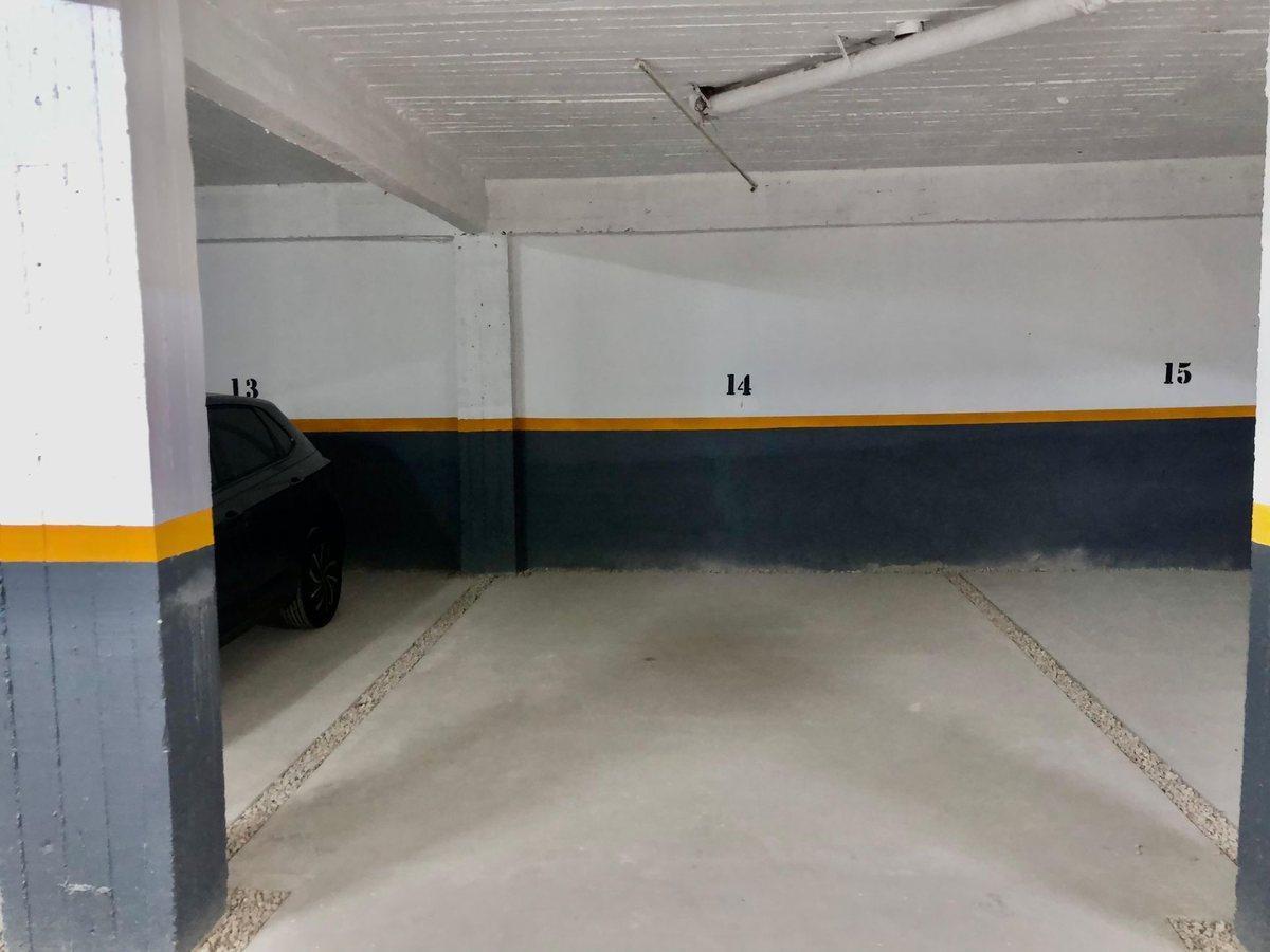 Foto de VENTA COCHERA CUBIERTA EN PB A ESTRENAR, imagen 1