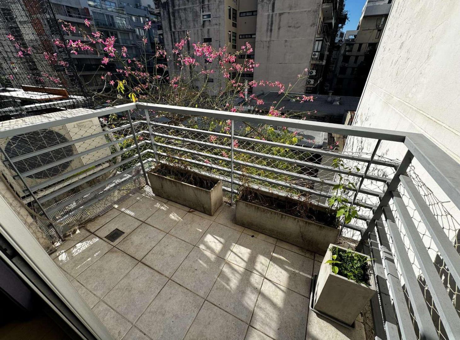 Foto de VENTA TRIPLEX 2 AMBIENTES CON TERRAZA LAS CAÑITAS, imagen 2