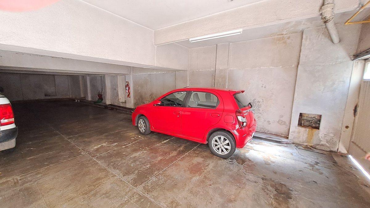 Foto de VENTA TRES AMB C / COCH FIJA- MEJOR ZONA CABALLITO, imagen 4