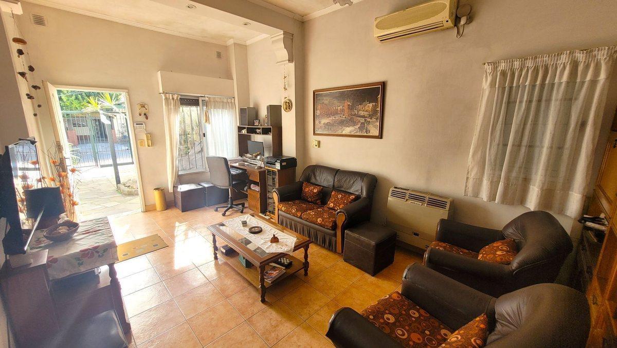 Foto de Casa de 4 ambientes en San Martin, imagen 1