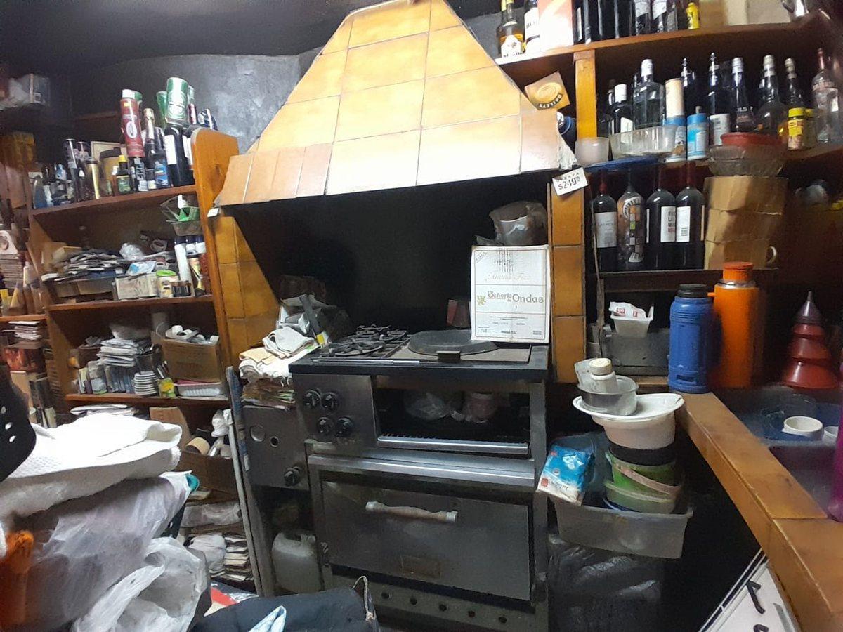 Foto de VENTA LOCAL AV CORRIENTES Y RIOBAMBA - BAR, imagen 1
