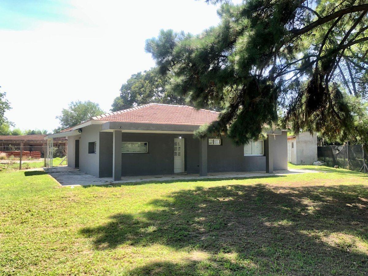 Foto de CASA EN VENTA 4 AMB CON PILETA LOMA VERDE ESCOBAR, imagen 1