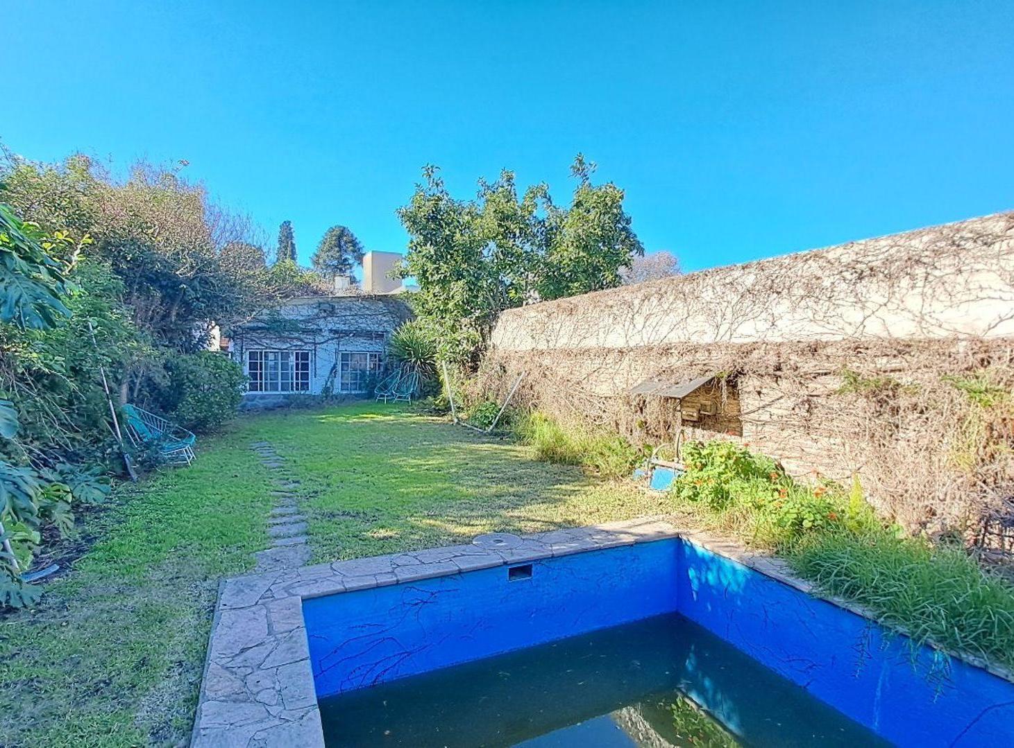 Foto de EXCELENTE CASA EN LOTE DE 9MTS FTE X 64MTS FONDO, imagen 2
