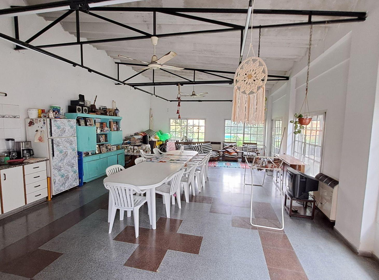 Foto de EXCELENTE CASA EN LOTE DE 9MTS FTE X 64MTS FONDO, imagen 4