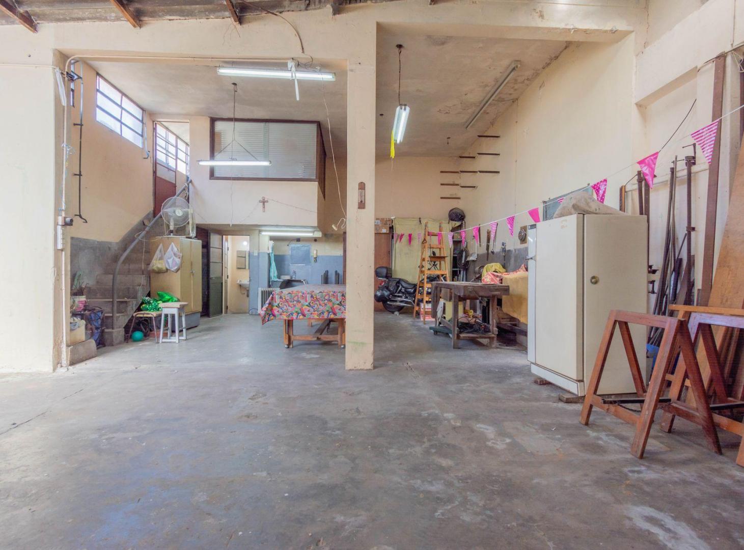 Foto de Vta. Villa Devoto, Deposito/terreno apto vivienda, imagen 2