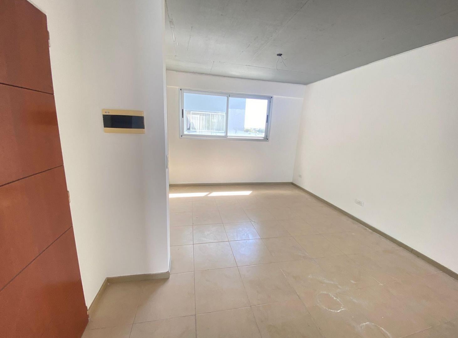 Foto de VENTA MONOAMBIENTE DE 49 Mts DIVISIBLE, SAAVEDRA, imagen 2