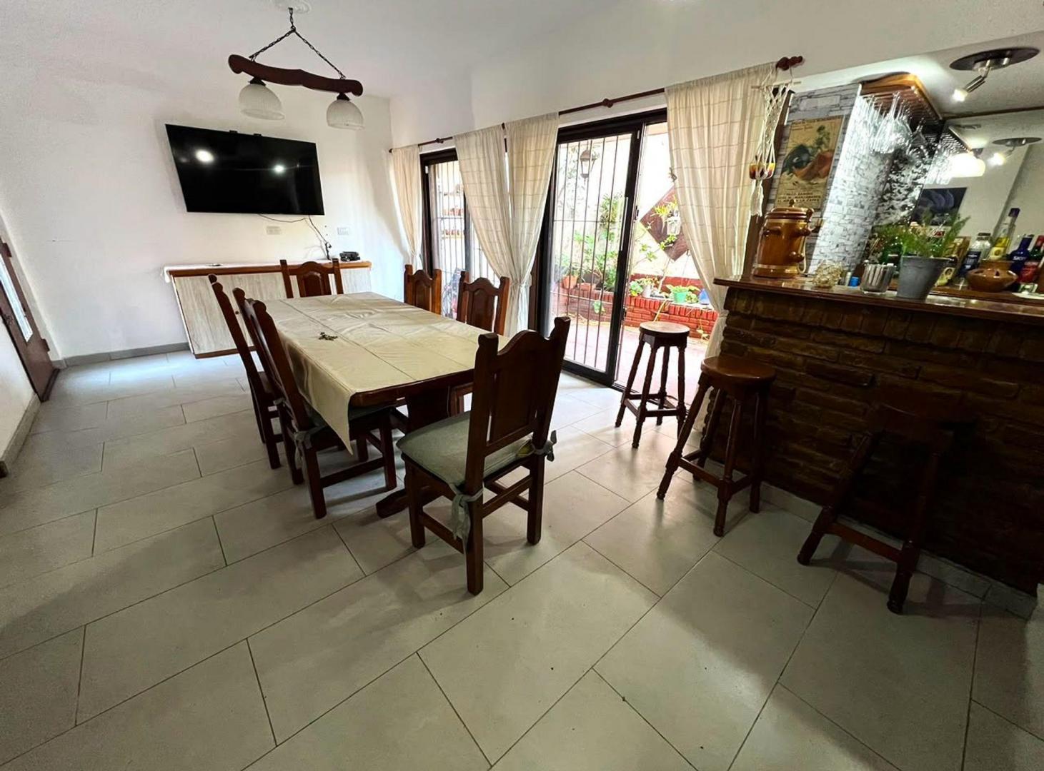 Foto de Excelente casa sobre lote propio en Villa Maipú, imagen 4