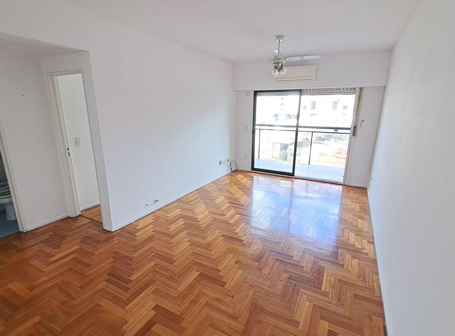 Foto de ALQUILER AMPLIO 2 AMB C/BALCON - AVELLANEDA CENTRO, imagen 2