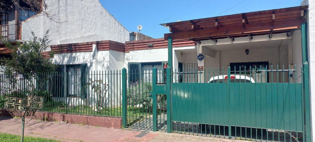 Foto de Casa de 4 ambientes en venta en Martinez, imagen 1