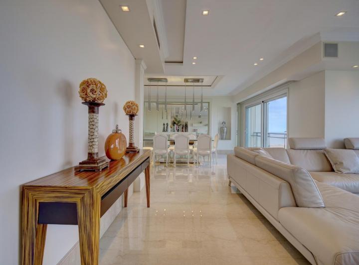 VENTA IMPECABLE CHATEAU 5 AMBIENTES. 2 COCHERAS. PUERTO MADERO 5