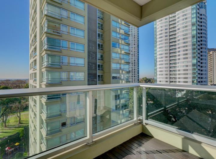 Venta 3 Ambientes en Le Pac Puerto Madero - Vista al Rio - Cochera y Baulera 2