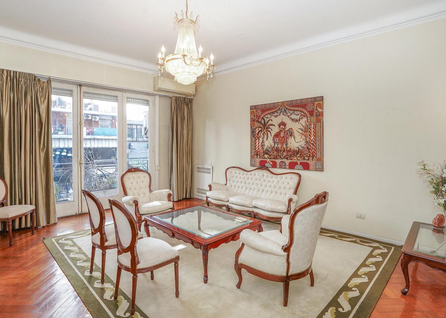 Venta departamento piso estilo francés reciclado 4 ambientes Retiro/Recoleta