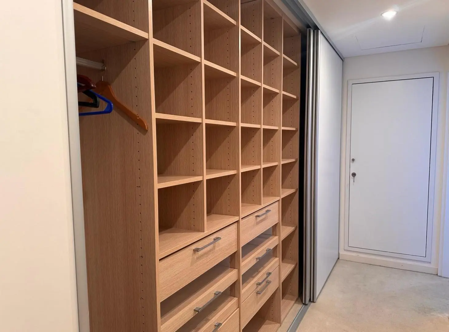 Alquiler 3 Ambientes Amueblado en Zencity Puerto Madero. Incluye Cochera. 3