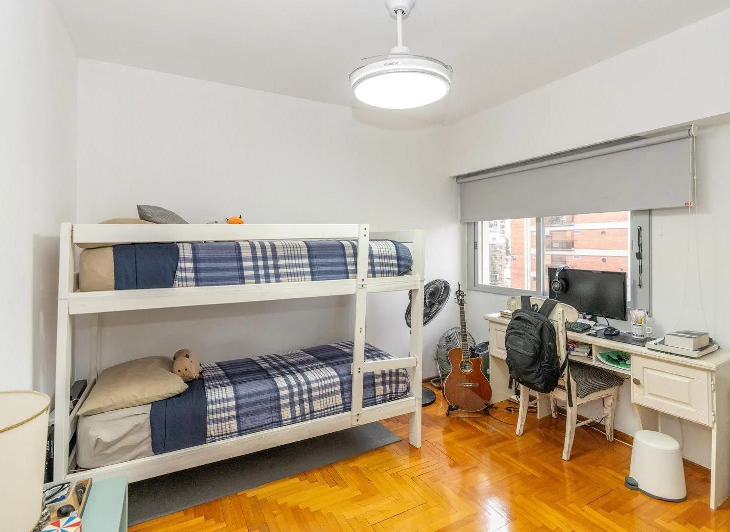 Departamento en Belgrano C 4 ambientes dos baños y cochera fija 5