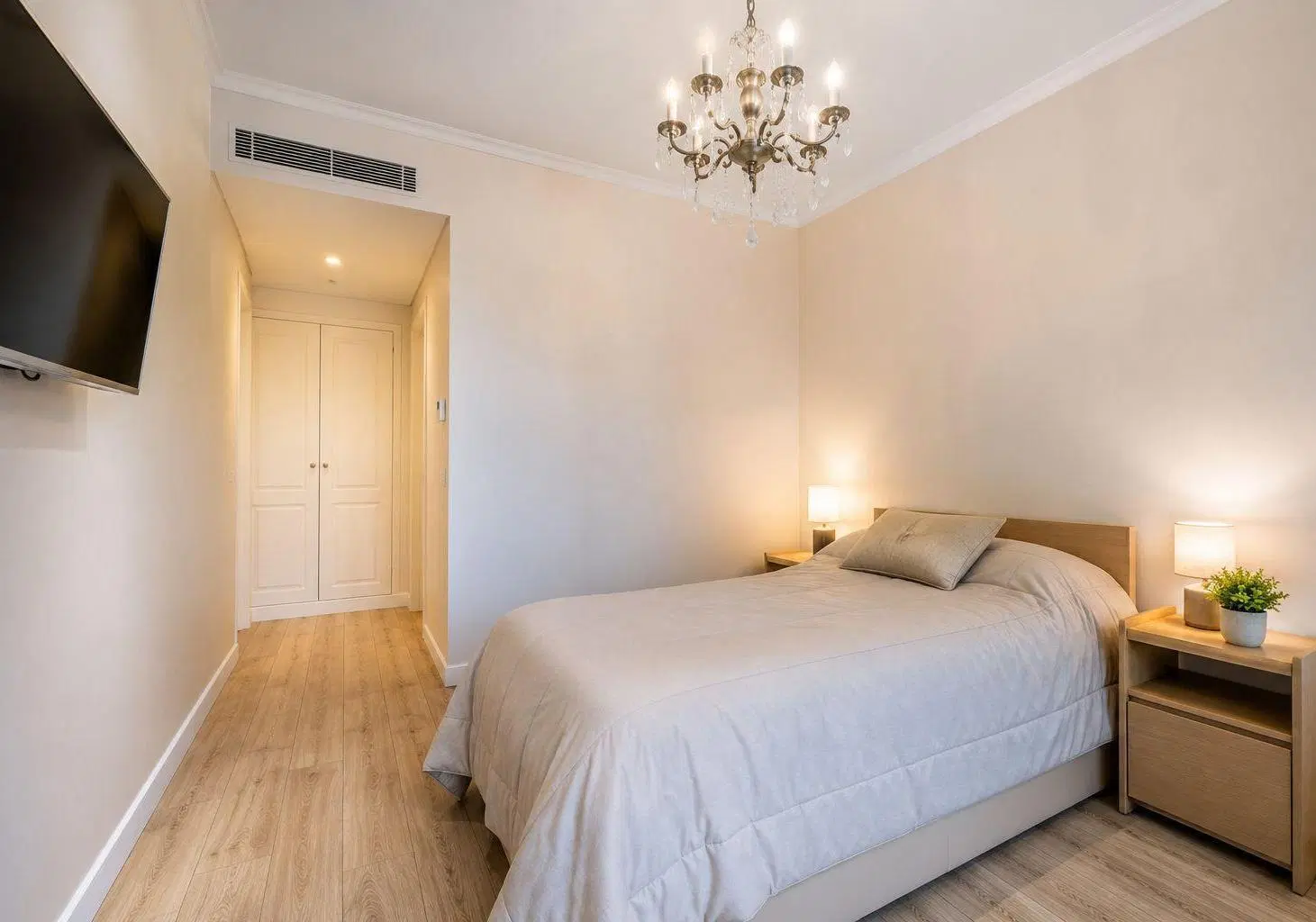 Departamento 3 ambientes en Chateau Puerto Madero - Cochera y Baulera - Dependencia de servicio 5
