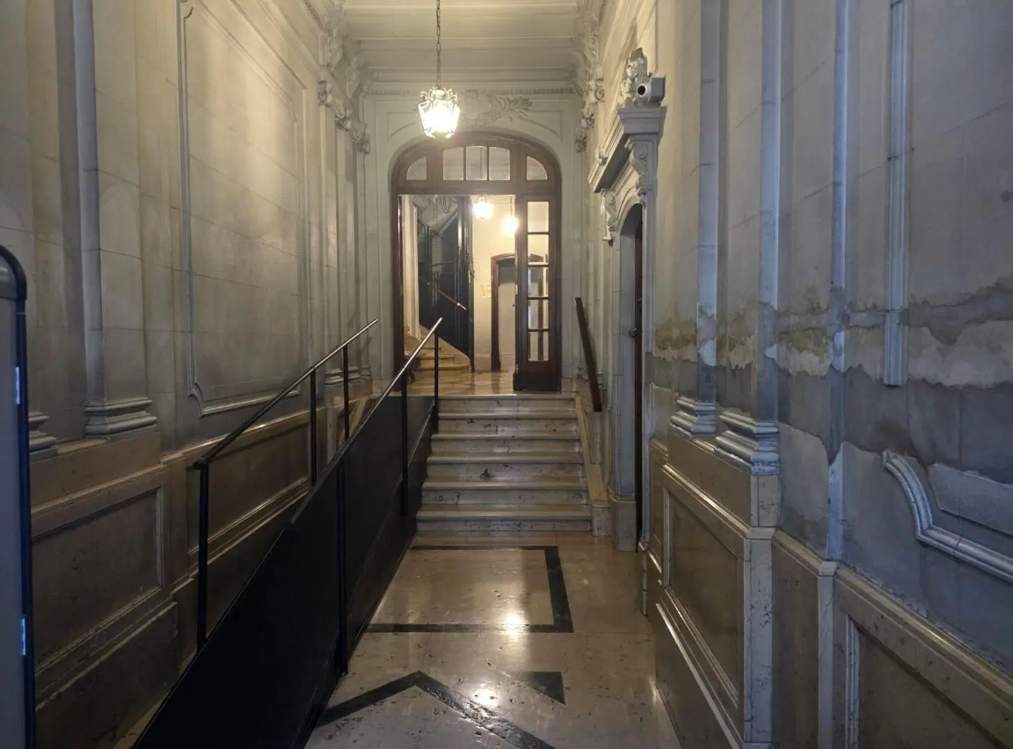 Venta Departamento 7 ambientes estilo francés impecable oportunidad 4