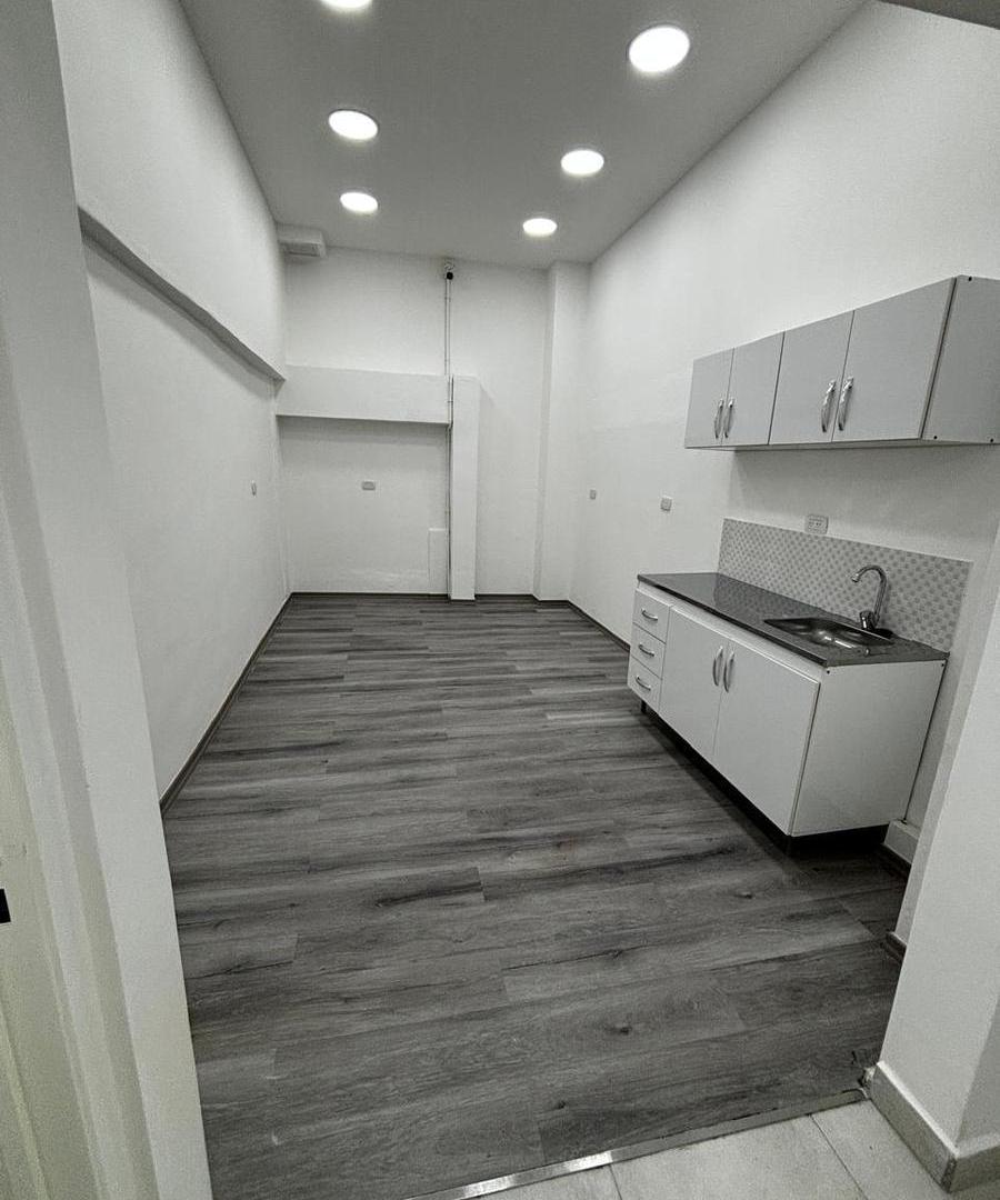 VENTA Galpón 600 Mts en Ciudadela - Ubicación estratégica - (4 Cuadras de General Paz)