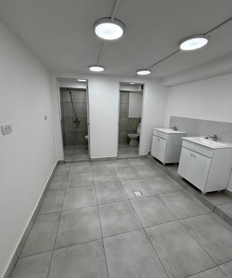 VENTA Galpón 600 Mts en Ciudadela - Ubicación estratégica - (4 Cuadras de General Paz)